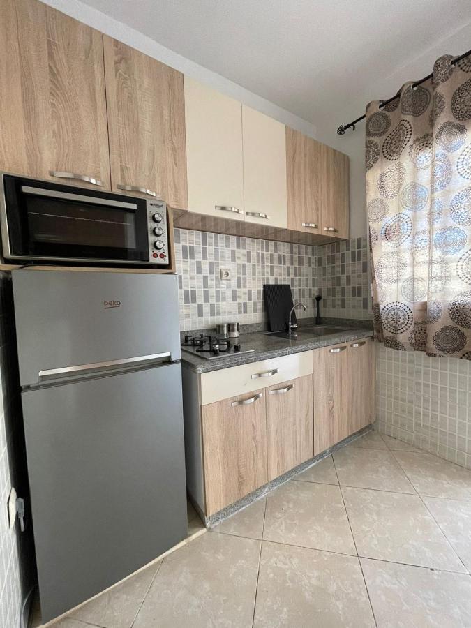 Joli Appartement Au Centre D'Oujda Exteriör bild